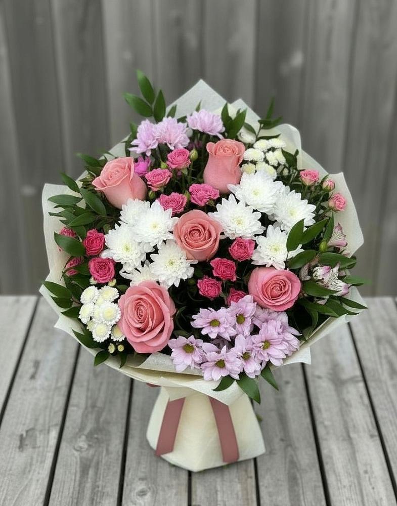 Букет цветов из: Альстромерии, Гвоздики, Розы и Хризантемы в Локне