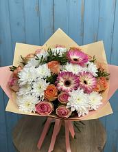 Букет цветов из:  Розы, Герберы и Хризантемы в Локне