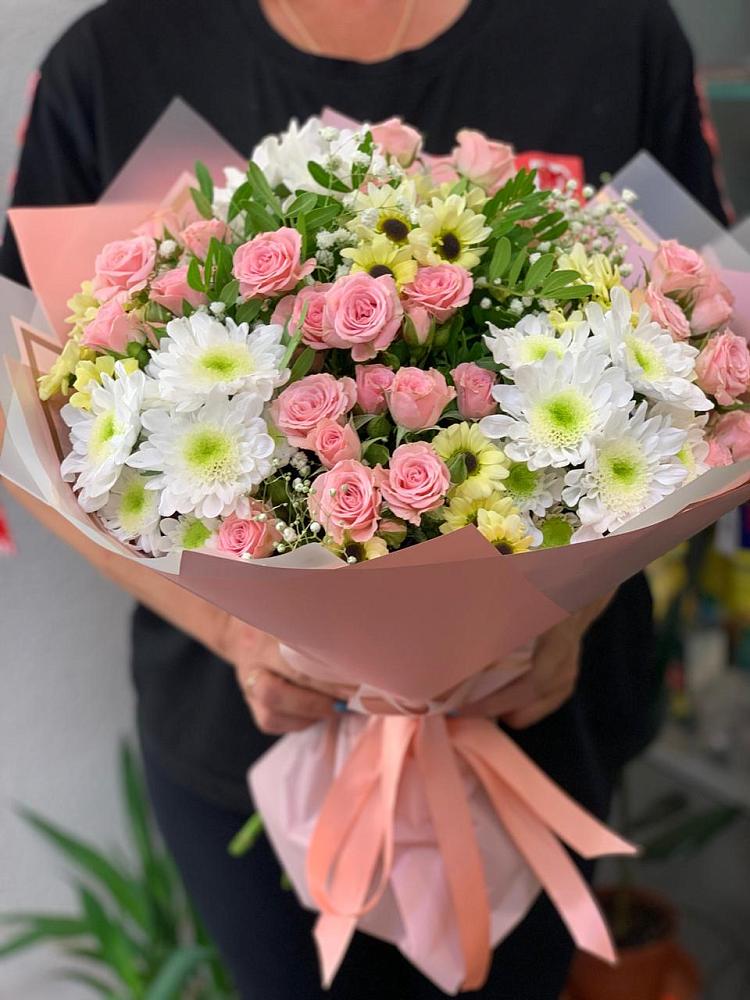 Букет цветов из: Розы и Хризантемы в Локне