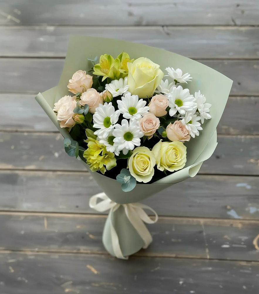 Букет цветов из: Альстромерии, Розы и Хризантемы в Локне
