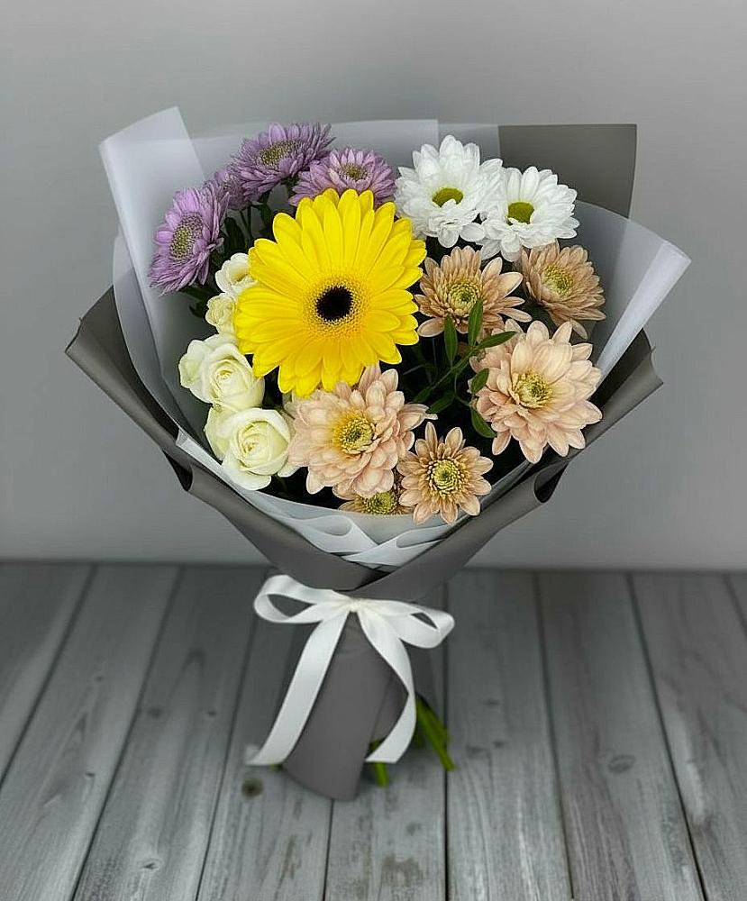Букет цветов из: Розы, Герберы и Хризантемы в Локне