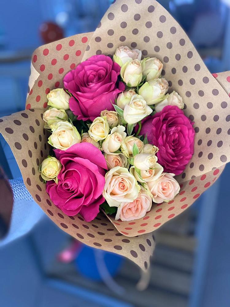 Букет цветов из: Розы в Локне