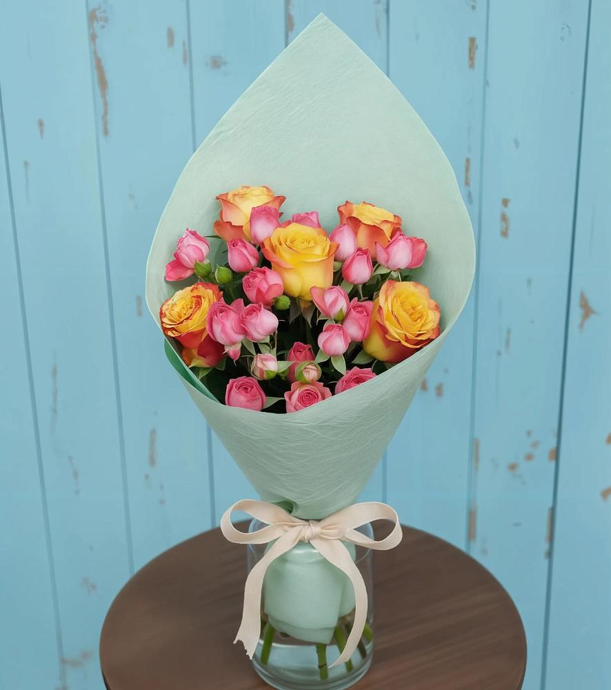 Букет цветов из: Розы в Локне