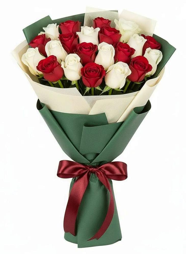 Букет Микс из красных и белых роз в Локне