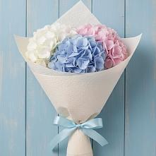 Букет цветов из:  Гортензия в Локне
