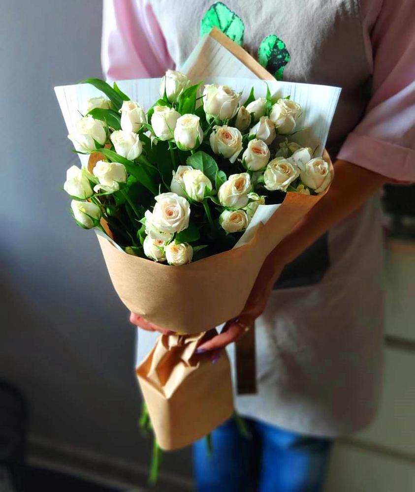 Букет цветов из: Розы в Локне