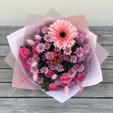 Букет цветов из:  Розы, Герберы и Хризантемы в Локне