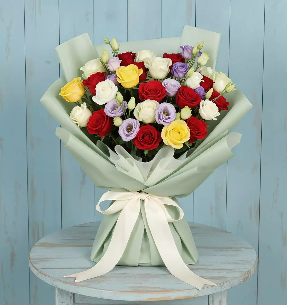 Букет цветов из: Розы в Локне