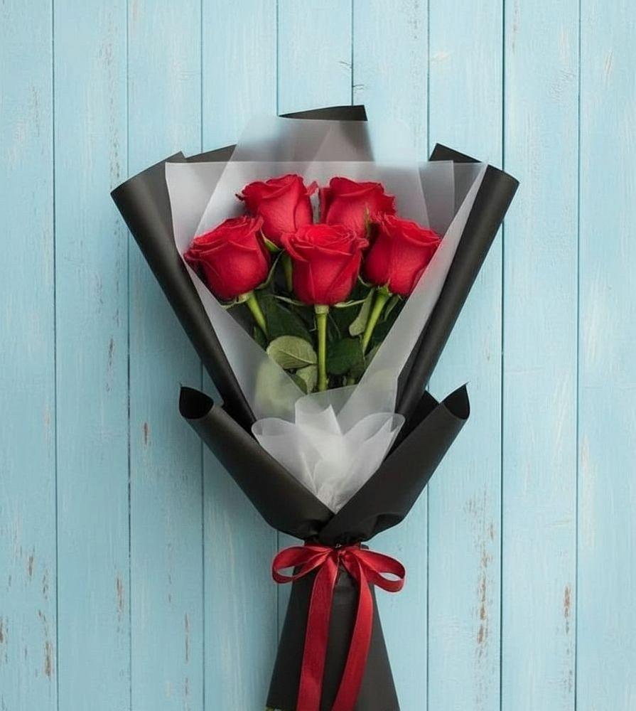 Букет цветов из: Розы в Локне