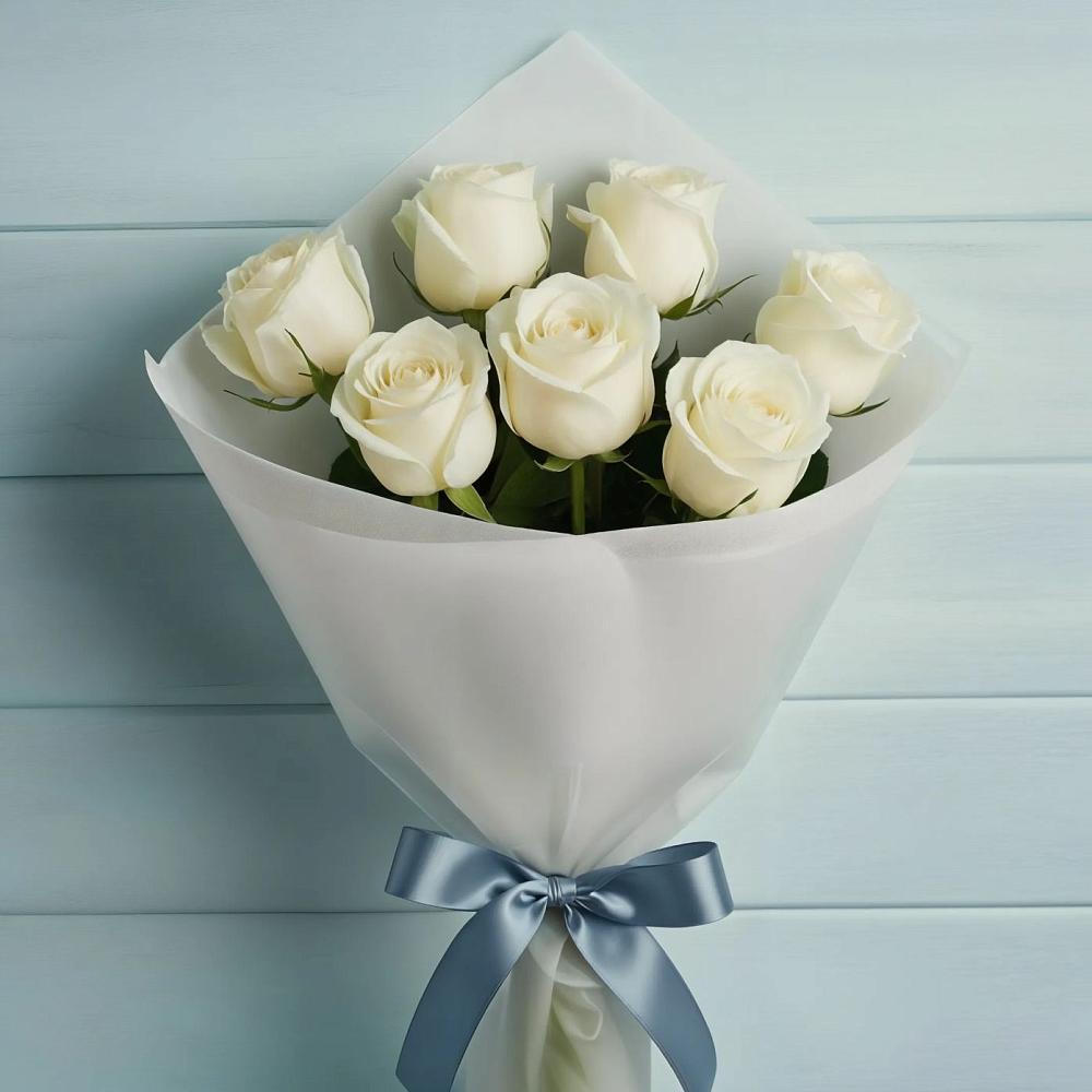 Букет 7 Белых роз Эдлесс Лав в Локне